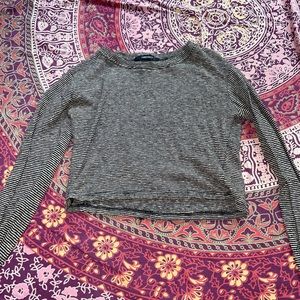 Striped cropped long sleeve